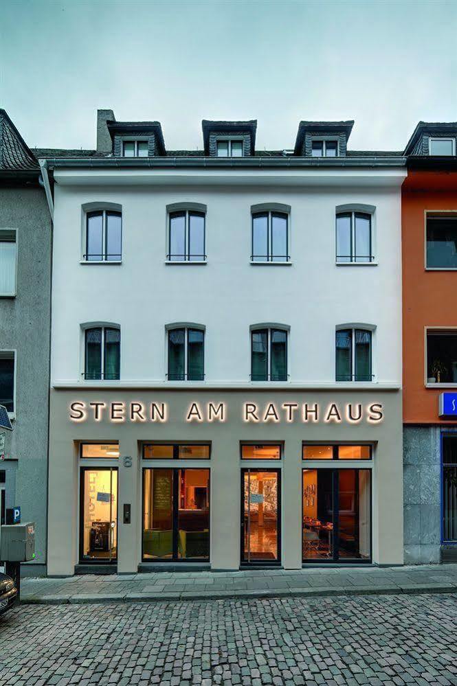 Hotel Stern Am Rathaus Colonia Exterior foto